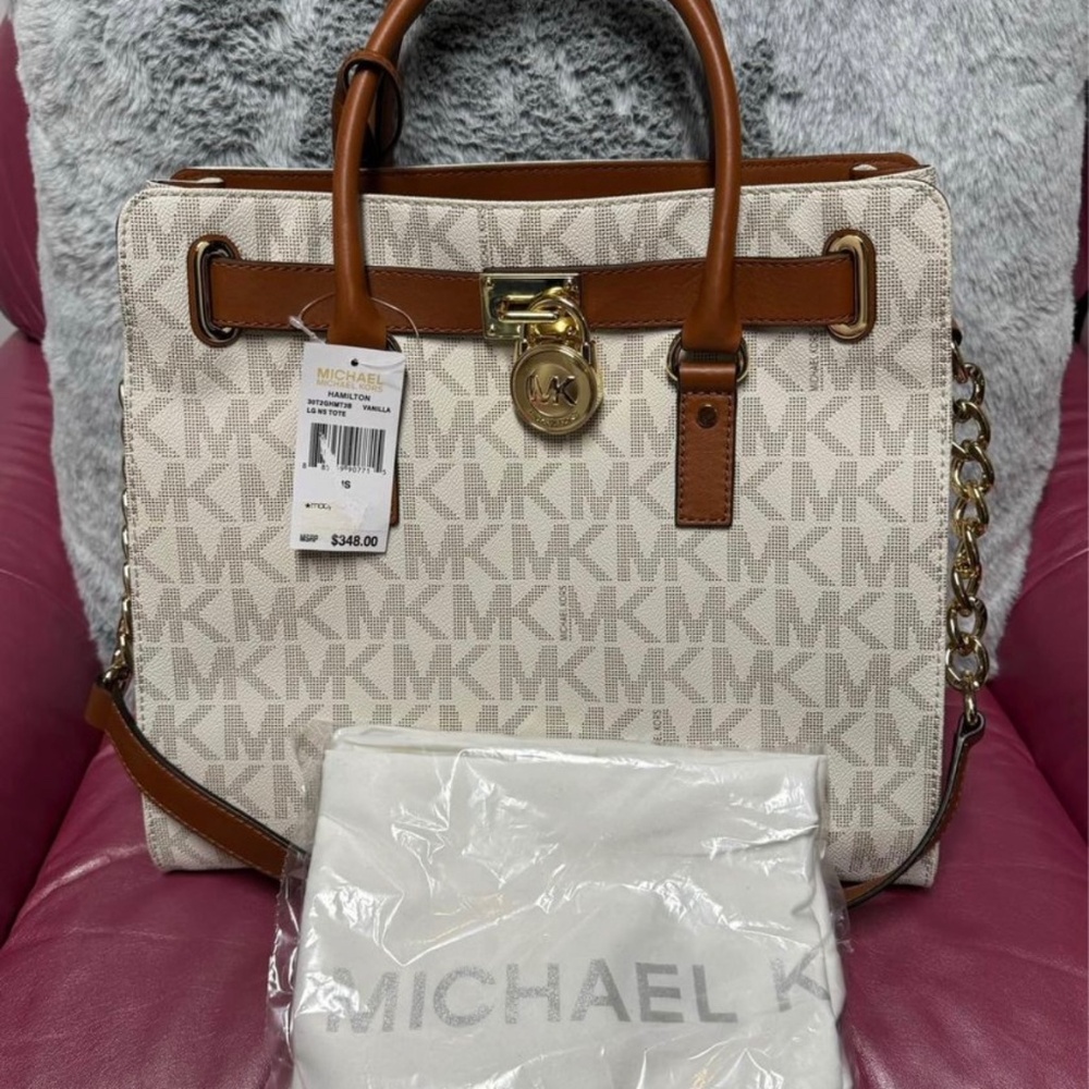 Michael Kors Beautiful Purse
